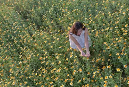Abbiamo dimenticato il piacere della noia: 7 attività lente che riconnettono con sé stessi