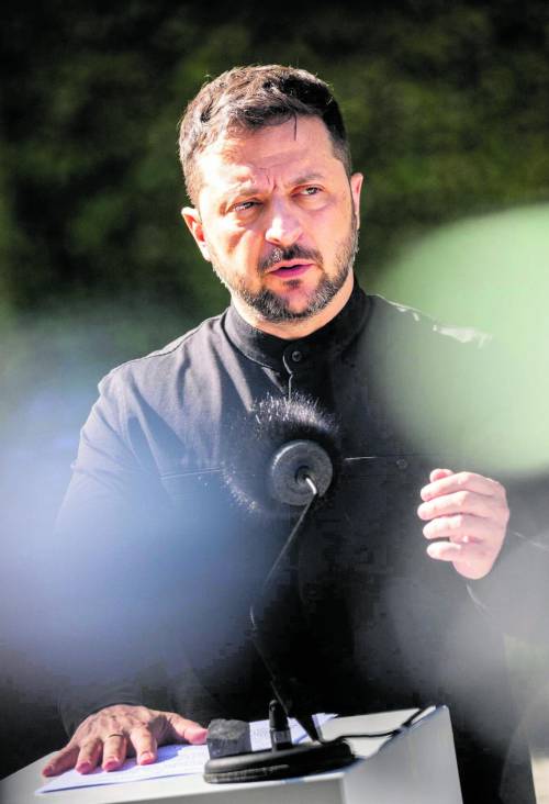 Al summit di Roma con Meloni e Zelensky l'Ucraina del futuro. Cento miliardi dall'Ue