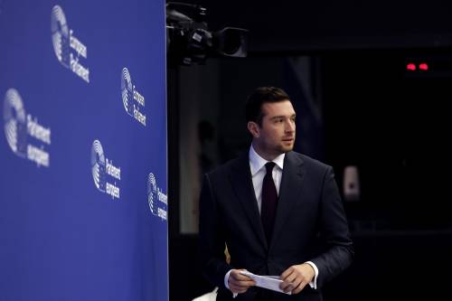 Perquisita la sede del Rassemblement National. Bardella: "Persecuzione politica"