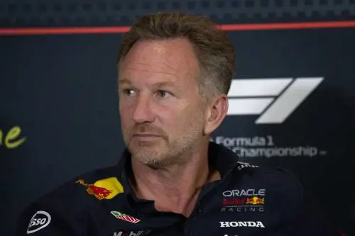 Christian Horner, chi è il manager licenziato "con effetto immediato" da Red Bull dopo 20 anni 
