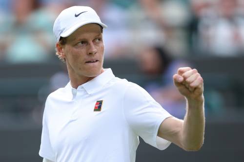 Wimbledon, Sinner è sontuoso: batte Shelton in tre set e vola in semifinale