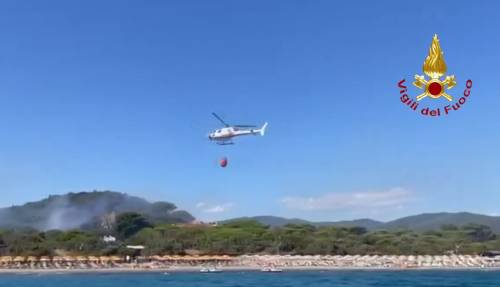 Le fiamme, le 600 persone evacuate e il caso Rosy Bindi: cosa è successo a Castiglione della Pescaia