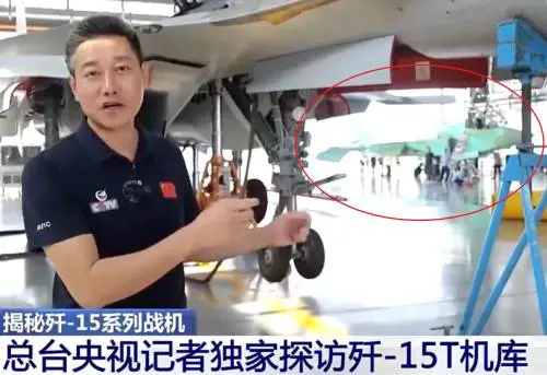 La Cina mostra i nuovi caccia: cosa sappiamo dei J-15 e J-35  