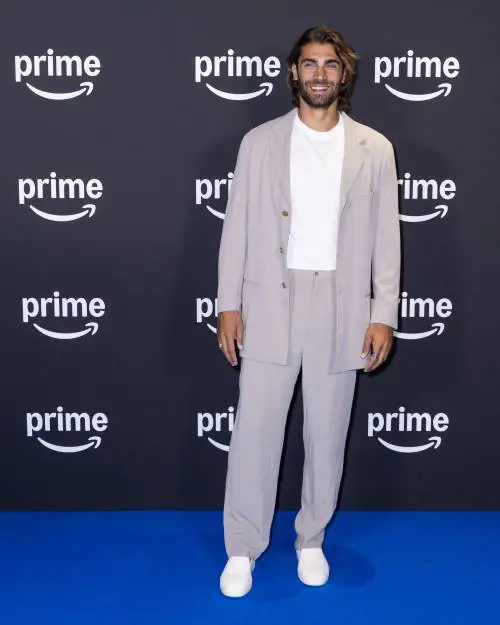 Da Don Matteo al successo in Spagna fino ai lavori con Prime Video: chi è Mario Ermito