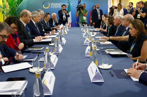 Tutti gli affari dei big dell’industria italiana in Ucraina. Meloni: “Il sistema Italia farà la differenza”
