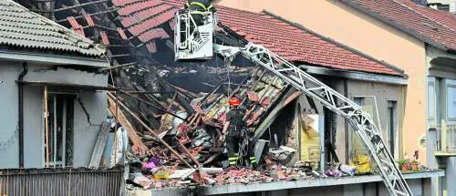 Esplosione in mansarda. L'assassino all'avvocato: "L'ho fatto per dispetto"