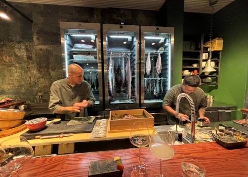 Azabu 10, Andrea e Steven a lavoro