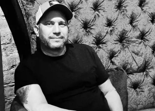 "Ha visto la vera Annabelle, la bambola posseduta ed è morto". Giallo sull'investigatore del paranormale