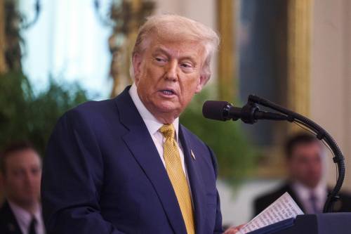 Il livido e le caviglie confie: ecco perché è esploso il dibattito sulla salute di Trump