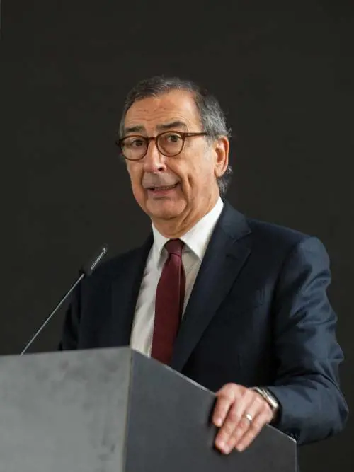 Sala si autoassolve: "Ho le mani pulite sostenetemi, ci sono". E bacchetta i pm