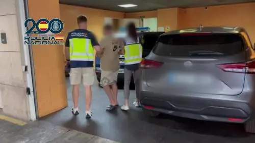 Catturato in Spagna uno dei latitanti più pericolosi: chi è Simone Bartiromo, boss dei Van Gogh