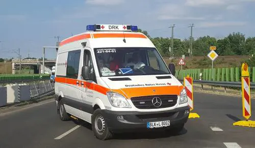 Belgio, bimbo di 15 mesi muore dimenticato in auto: indagine per omicidio colposo