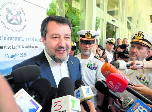 Meloni fa muro sul vicepremier. "Accanimento dopo il processo flop"