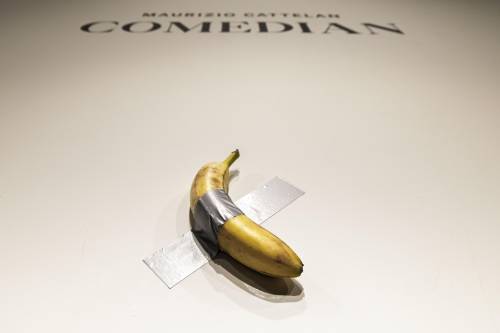 "È successo di nuovo". Ecco che fine ha fatto un'altra banana di Cattelan