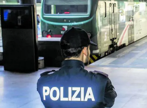 Rubano portafoglio a turista che le scopre, borseggiatrici in cella