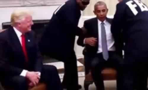 Obama in manette, Trump sorride: cosa c'è dietro al video AI choc che fa impazzire i social