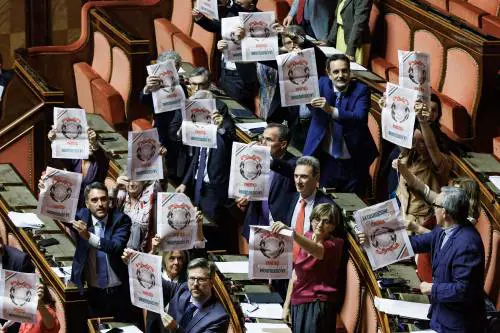 Finisce l'anomalia del "contropotere" giudiziario