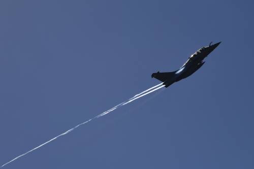 "Abbiamo perso un Mirage": cosa è successo al caccia francese sui cieli di Kiev