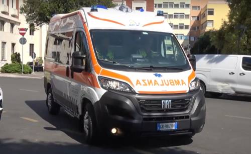 Infarto mentre aspetta in auto la moglie con la figlia di 3 anni: 35enne muore a Otranto