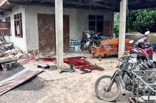 Scontri Thailandia-Cambogia: "12 morti e 40mila evacuati"