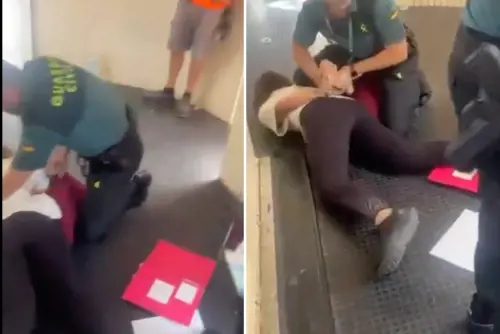 "Espulsi dall'aereo perché cantavano in ebraico". Scoppia il caso Vueling ma la compagnia smentisce