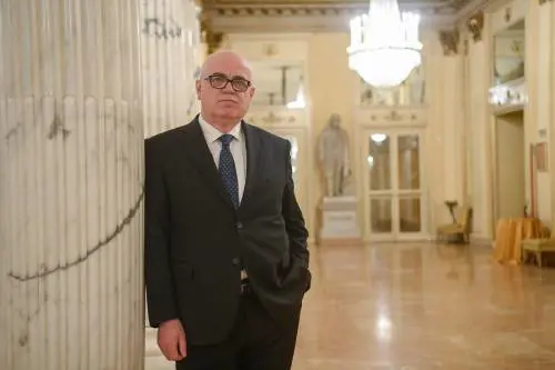 "La Scala è come un tempio laico, ha bisogno di un'identità forte"