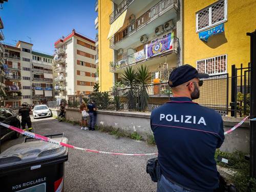 Il sopralluogo della polizia dopo la morte dei tre operai sul luogo di lavoro