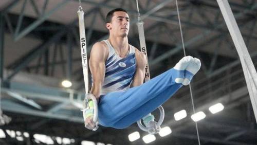 Chi è Lorenzo Bonicelli, il ginnasta italiano finito in coma dopo la caduta dagli anelli