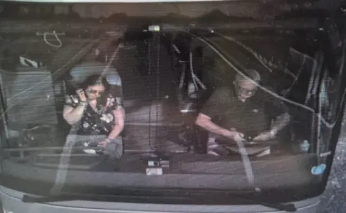 Caso Domenica Russo, la maestra morta sul pullman: arrestato l'autista, era al cellulare