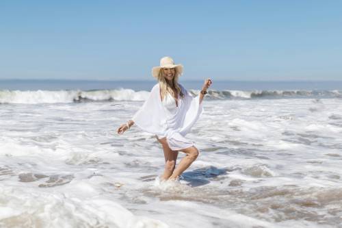 La vitamina D previene il rischio di osteoporosi: perché assumerla in menopausa