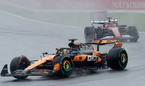 F1, dopo la pioggia, nuova doppietta McLaren a Spa. Leclerc 3°, gran rimonta di Hamilton