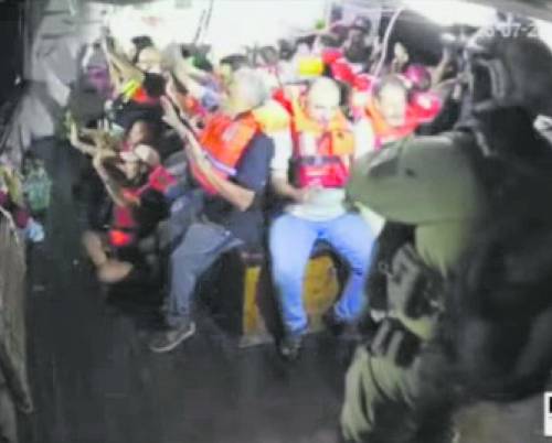 "Bella Ciao", i 21 attivisti della Freedom Flotilla saranno espulsi