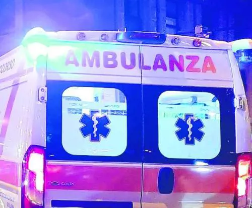 Morta a 11 anni, era stata ricoverata coi vestiti intrisi di benzina