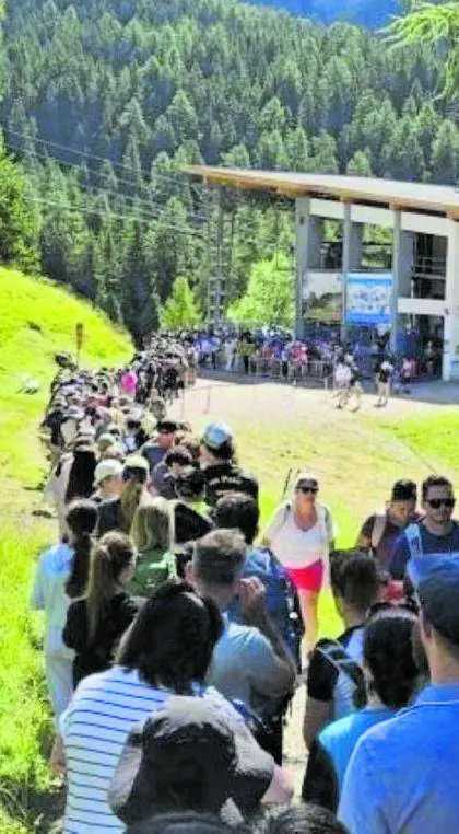 Seceda, c'è il tornello da 5 euro ed è lite proprietari e politici. "A Venezia ticket da 100 euro"