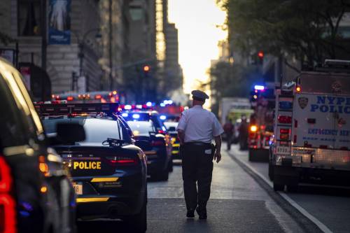 Strage a Manhattan, chi era Shane Tamura, il killer con un passato nel football e l’ombra della CTE