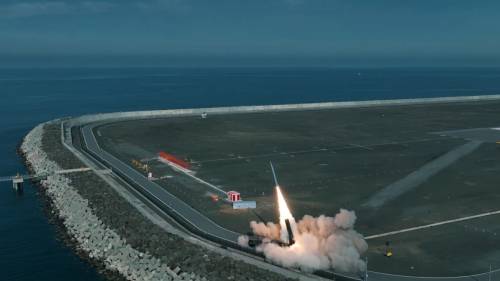La Turchia lancia il Tayfun Block-4: cosa può fare il missile ipersonico del Sultano