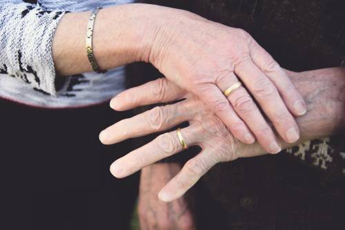 L'Italia diventa un Paese senza anniversari di matrimonio