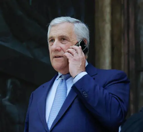 L'attacco di Mosca a Mattarella: "È russofobo". Meloni: "Ennesima provocazione". E l'Italia reagisce