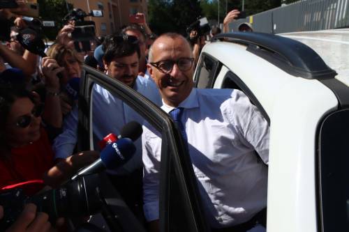 Ricci torchiato cinque ore in Procura scarica il suo ex collaboratore Santini