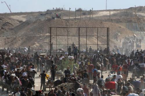 Lega araba, svolta epocale. "Hamas via da Gaza. Consegni le armi"