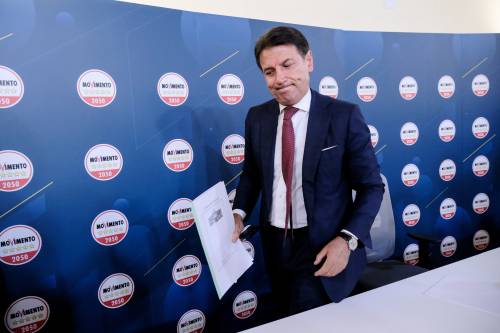 Conte sta con Ricci: "Niente passo indietro". Ma chiede le dimissioni di Sala