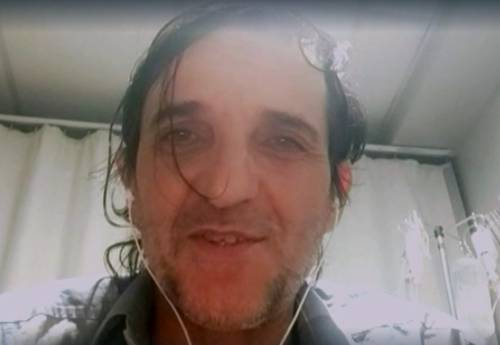 L'incidente, il tumore e i 4 anni di carcere: chi è Carlo D'Attanasio, l'italiano liberato in Papua Nuova Guinea