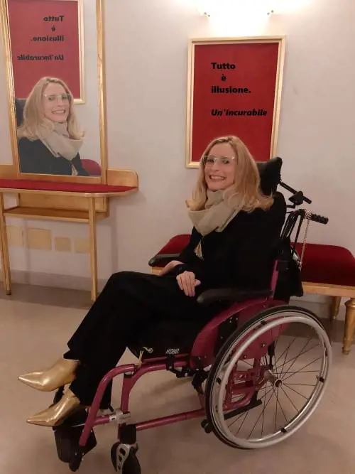 Suicidio assistito, Martina Oppelli morta in Svizzera: era malata di sclerosi multipla