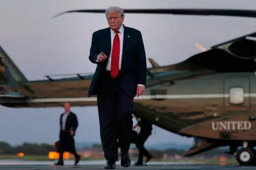 Trump schiera la Guardia Nazionale a Washington: “La capitale va liberata da crimine e degrado”