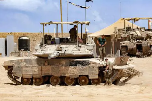 L'ostruzionismo dell'Idf allo stremo e i rischi per i rapiti. Ma Bibi tira dritto