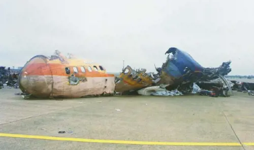 Il Boing 747-412 dopo lo schianto