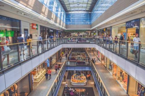 Centri commerciali, il modello tiene: ecco i settori che spingono la ripresa