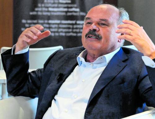 Altro che Grand Tour Italia: per Farinetti è flop infinito