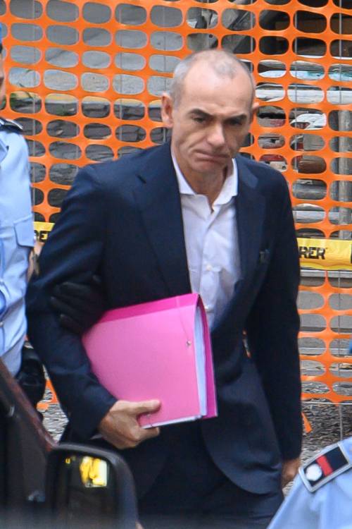 Urbanistica, i pm: "Marinoni cedette a pressioni per convenienza politica"