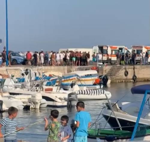 Tragedia a Mondello, cade in acqua e finisce sull'elica del gommone: morto un 20enne